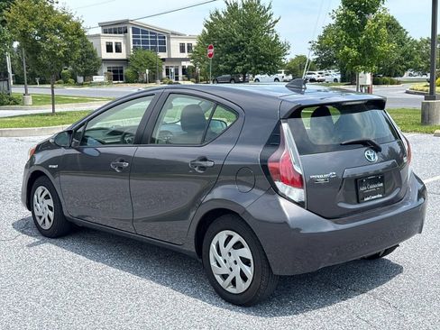 Used 2015 Toyota Prius C Two FWD image 5
