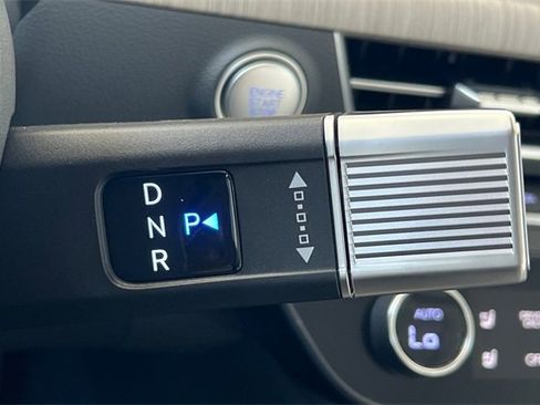 New 2025 Hyundai Sonata Limited image 21