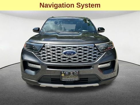 Used 2020 Ford Explorer Platinum w/ Premium Technology Package AWD/4WD image 4