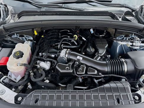 Used 2023 Jeep Grand Cherokee L Laredo image 40