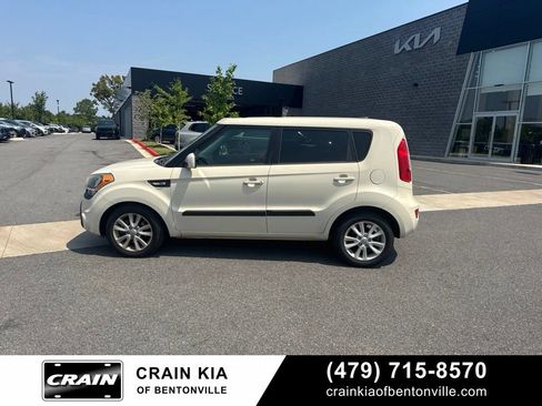 Used 2012 Kia Soul FWD image 11