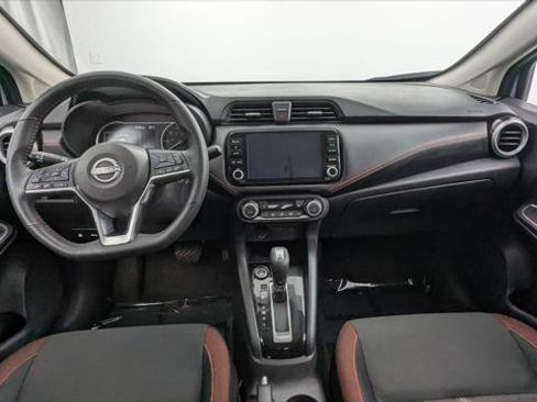 Used 2024 Nissan Versa SR FWD image 24