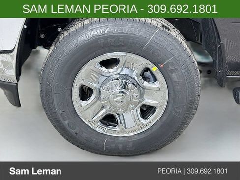 New 2026 RAM 2500 Tradesman AWD/4WD image 28