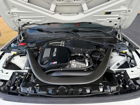 Used 2020 BMW M4 Coupe w/ Competition Package image 27