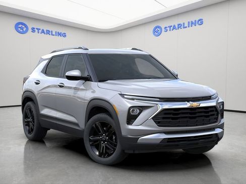 New 2026 Chevrolet TrailBlazer LT w/ Midnight Edition FWD image 6