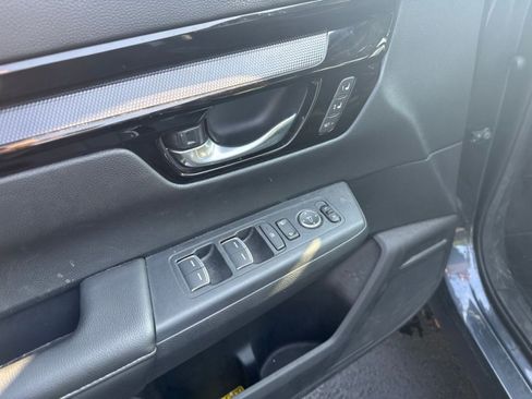 Used 2025 Honda CR-V EX-L image 14