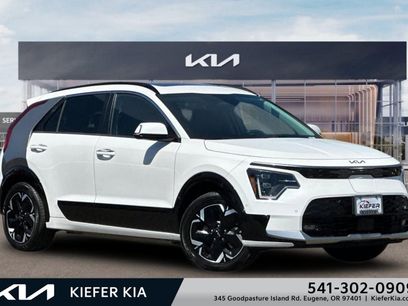 Certified 2023 Kia Niro Wave
