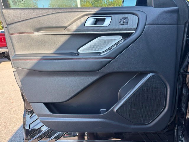 Used 2025 Ford Explorer ST RWD image 10