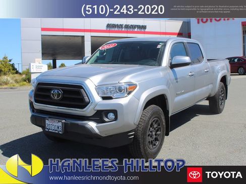 Used 2022 Toyota Tacoma SR5 RWD image 3
