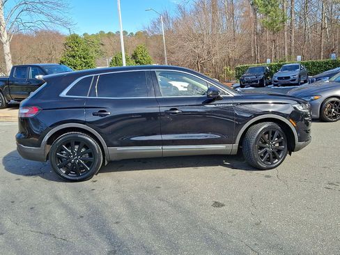 Used 2022 Lincoln Nautilus Reserve image 26