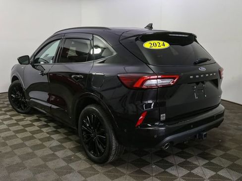 Used 2024 Ford Escape ST-Line Elite w/ Premium Technology Package AWD/4WD image 8