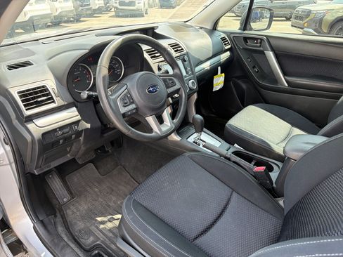 Used 2017 Subaru Forester 2.5i w/ Alloy Wheel Package AWD/4WD image 18