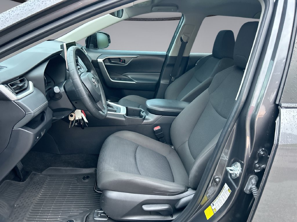 Certified 2024 Toyota RAV4 LE FWD image 11