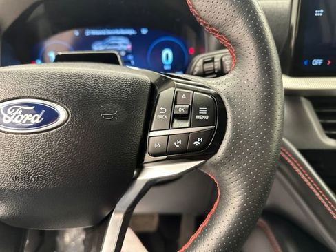 Certified 2025 Ford Explorer ST-Line w/ ST-Line Street Pack image 20