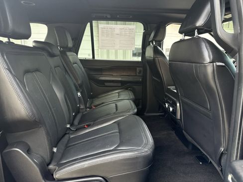 Used 2021 Ford Expedition Max Limited image 23