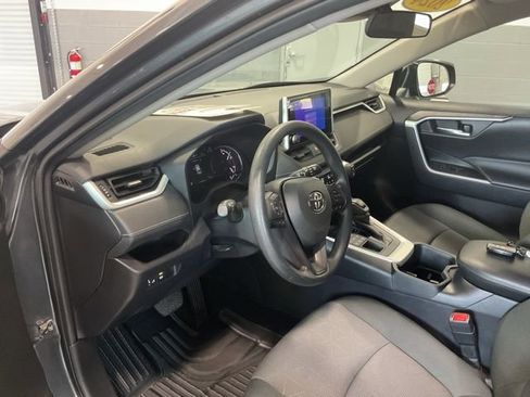 Used 2024 Toyota RAV4 XLE image 9