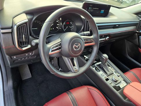 Certified 2025 MAZDA CX-50 2.5 Hybrid w/ Premium Plus Pkg image 13