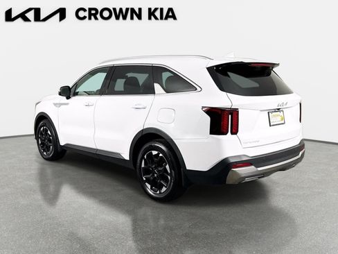 Certified 2025 Kia Sorento S image 7