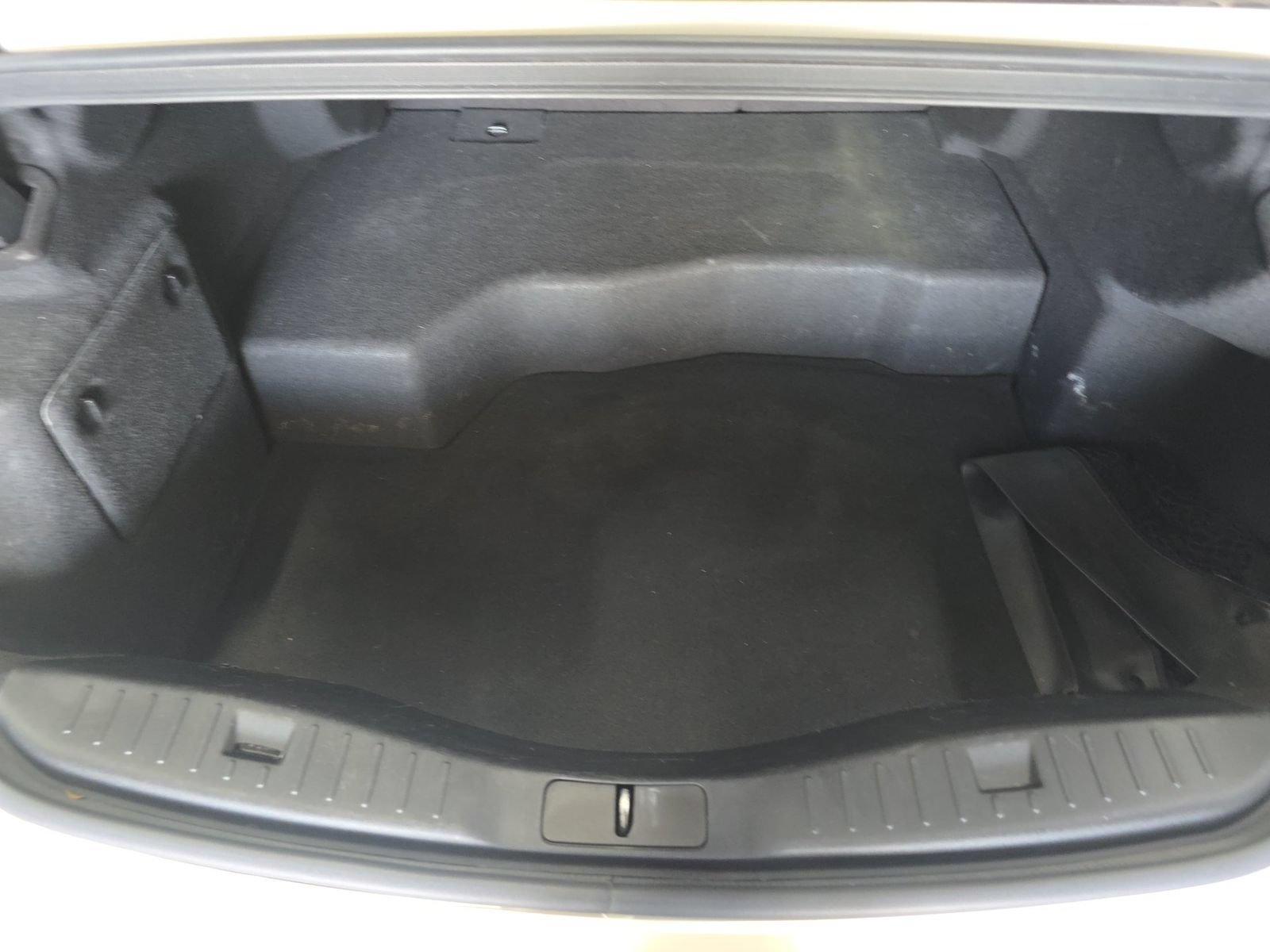 Used 2016 Lincoln MKZ Hybrid w/ Equipment Group 500A Select FWD image 7