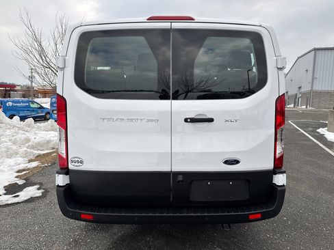 Used 2023 Ford Transit 350 XLT image 8