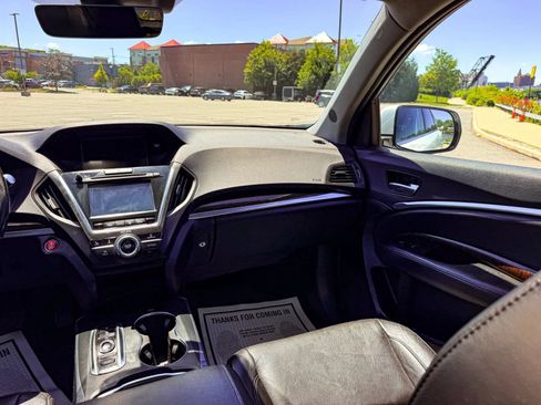 Used 2020 Acura MDX SH-AWD image 26