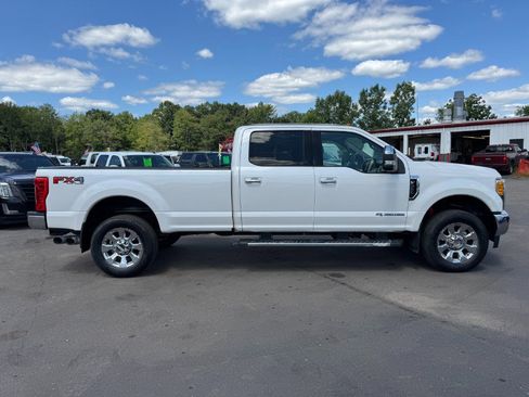 Used 2017 Ford F350 Lariat w/ Chrome Package AWD/4WD image 6