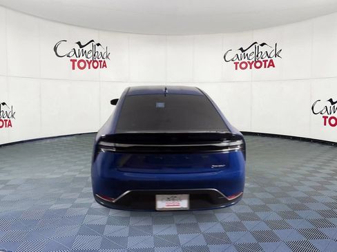 Used 2025 Toyota Prius Plug-In Hybrid FWD image 9