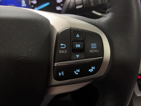 Used 2022 Ford Explorer XLT w/ Equipment Group 202A AWD/4WD image 20