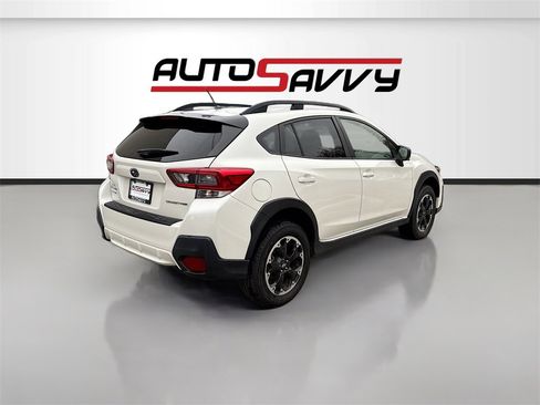 Used 2023 Subaru Crosstrek 2.0i image 7