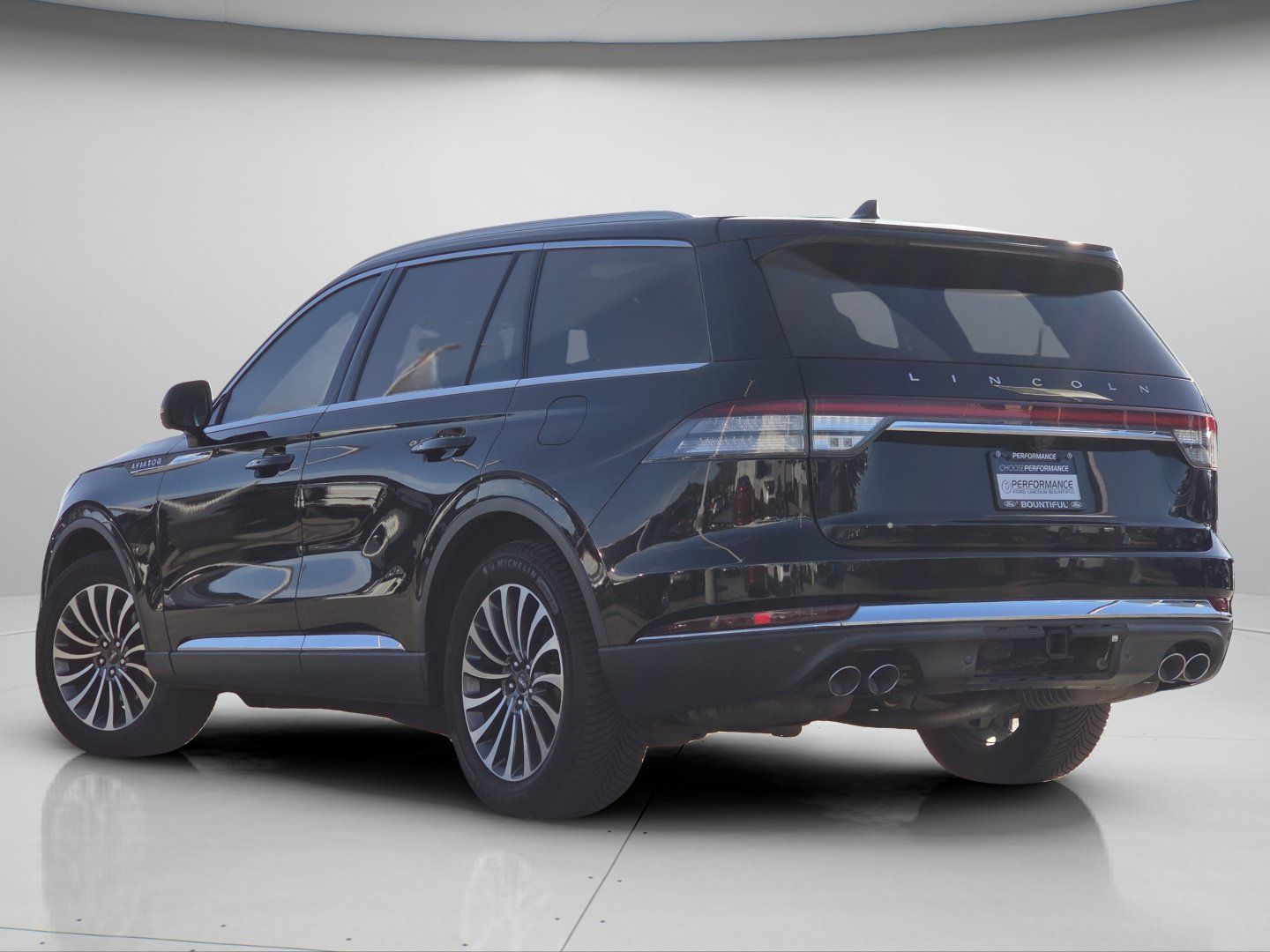 Used 2020 Lincoln Aviator Reserve w/ Equipment Group 201A AWD/4WD image 23