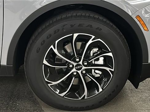 New 2026 Lincoln Nautilus Premier w/ Equipment Group 102A image 4