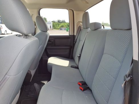 Used 2019 RAM 1500 Express w/ Express Value Package AWD/4WD image 9
