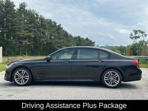 Used 2018 BMW 750i xDrive AWD/4WD image 4