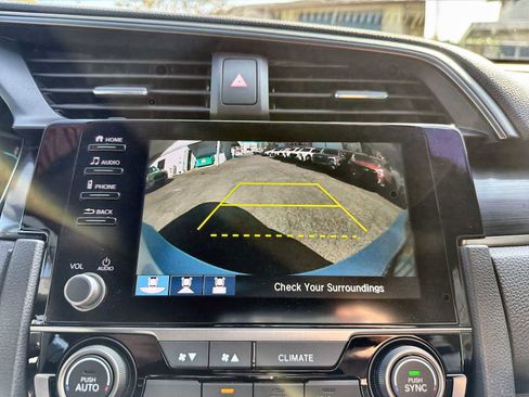 Used 2020 Honda Civic EX image 17