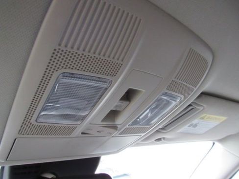 Used 2023 MAZDA CX-9 Touring image 25