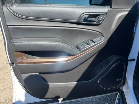 Used 2017 Chevrolet Tahoe LT image 9