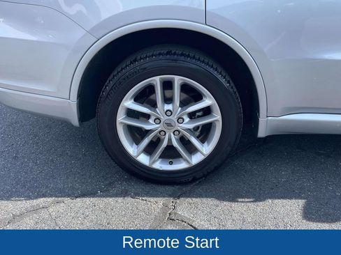 Certified 2024 Dodge Durango GT image 12