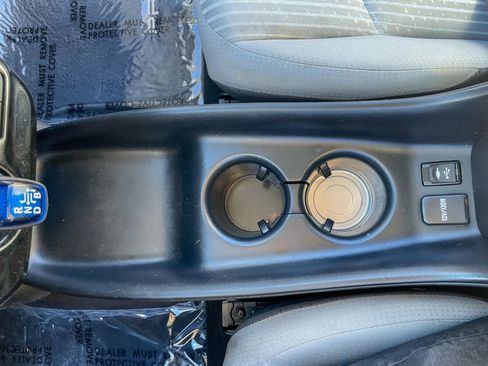 Used 2017 Toyota Prius Two w/ Carpet Mat Package image 18
