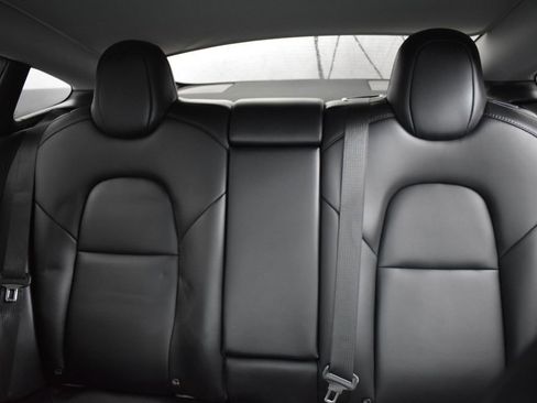 Used 2021 Tesla Model 3 Standard Range Plus image 20