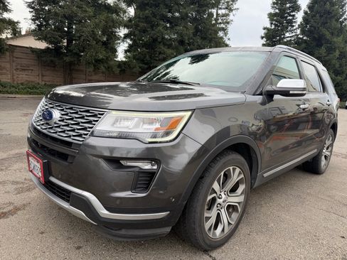 Used 2018 Ford Explorer Platinum image 1