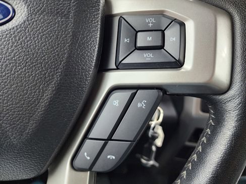 Used 2021 Ford F250 Lariat w/ Lariat Value Package image 17