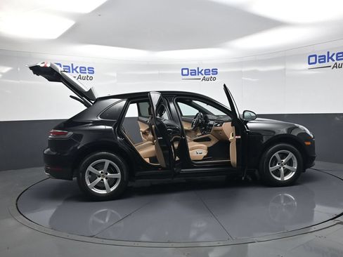Used 2020 Porsche Macan AWD/4WD image 53