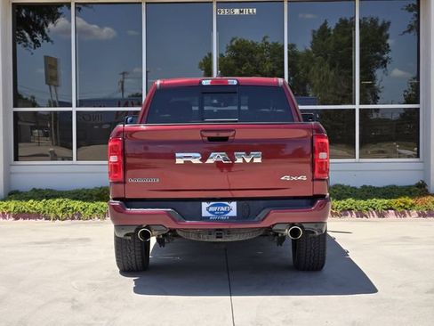 Used 2025 RAM 1500 Laramie w/ Sport Appearance Package AWD/4WD image 6