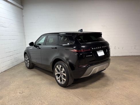 Used 2023 Land Rover Range Rover Evoque SE AWD/4WD image 9