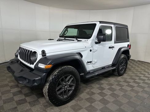 Used 2024 Jeep Wrangler Sport S image 7