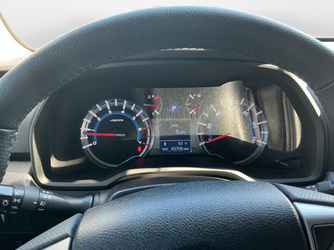 Used 2019 Toyota 4Runner SR5 Premium AWD/4WD image 14