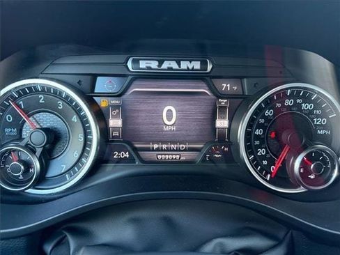 Used 2022 RAM 1500 Big Horn AWD/4WD image 31
