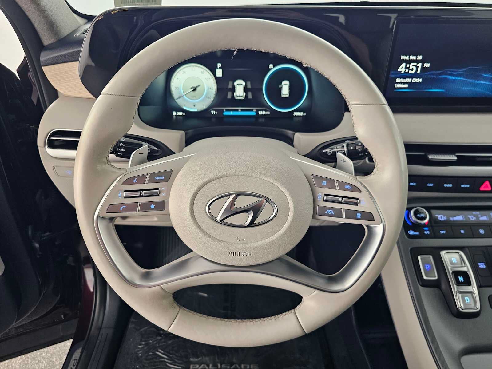 Used 2023 Hyundai Palisade Limited AWD/4WD image 25