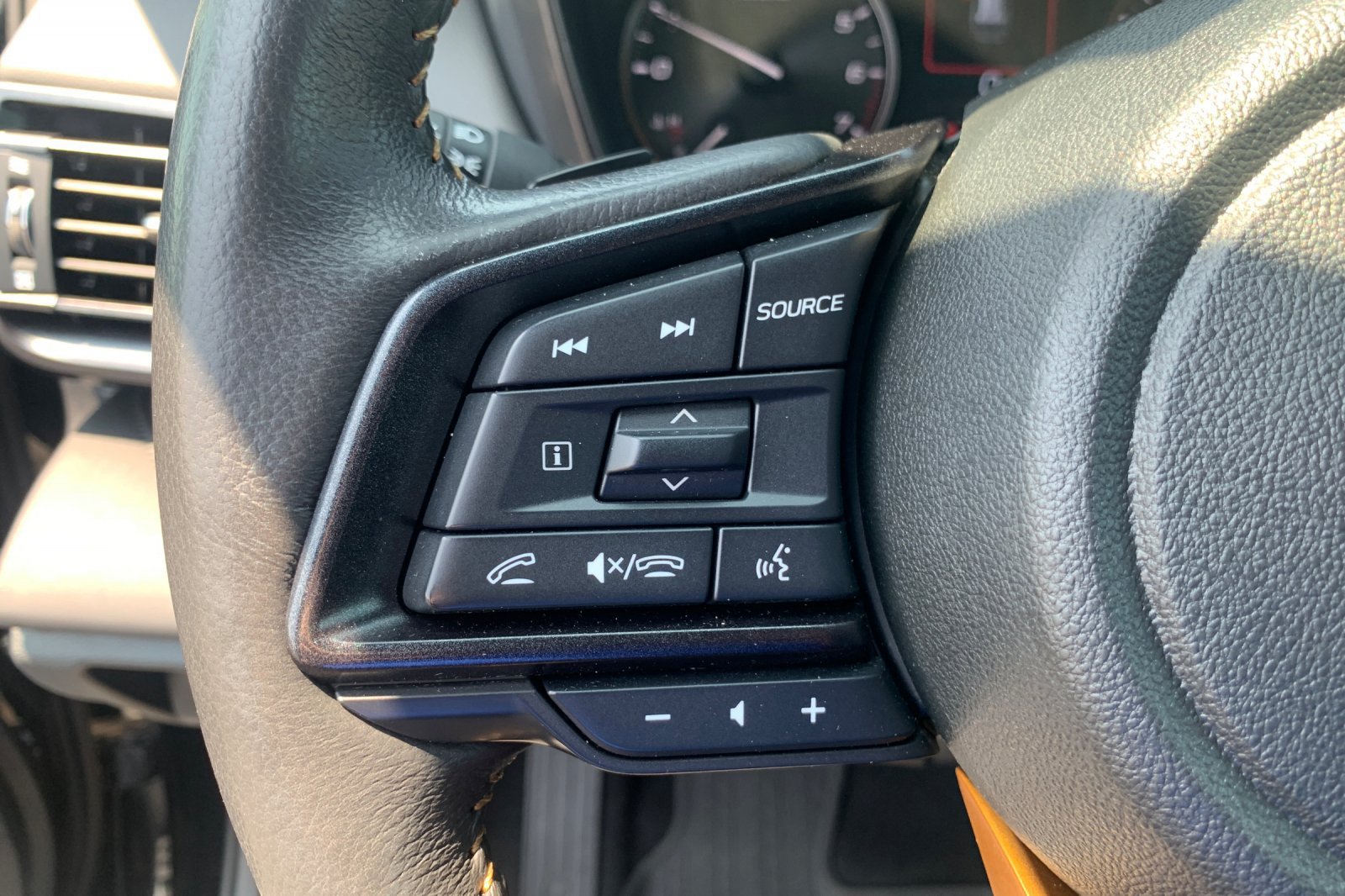 Used 2025 Subaru Outback Wilderness AWD/4WD image 30