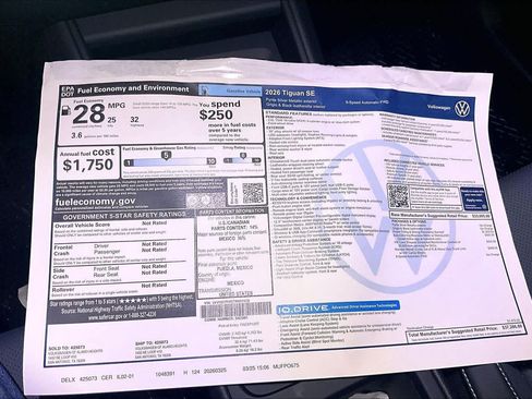 New 2026 Volkswagen Tiguan SE FWD image 18